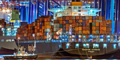 Schiff; Transport: Markt