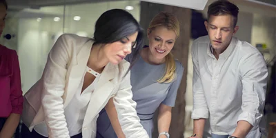 Menschen in einem Treffen